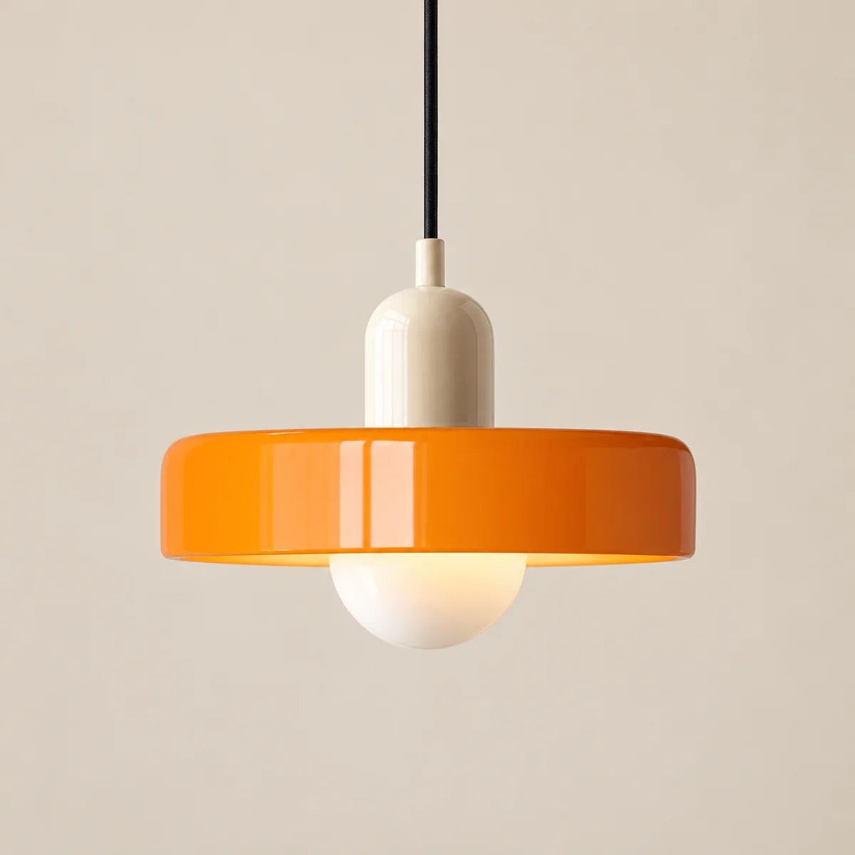 Suspension Vallauris beige et orange, bauhaus